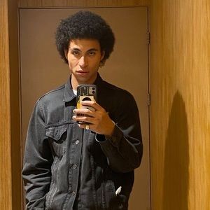 Meet your Posher, Diego